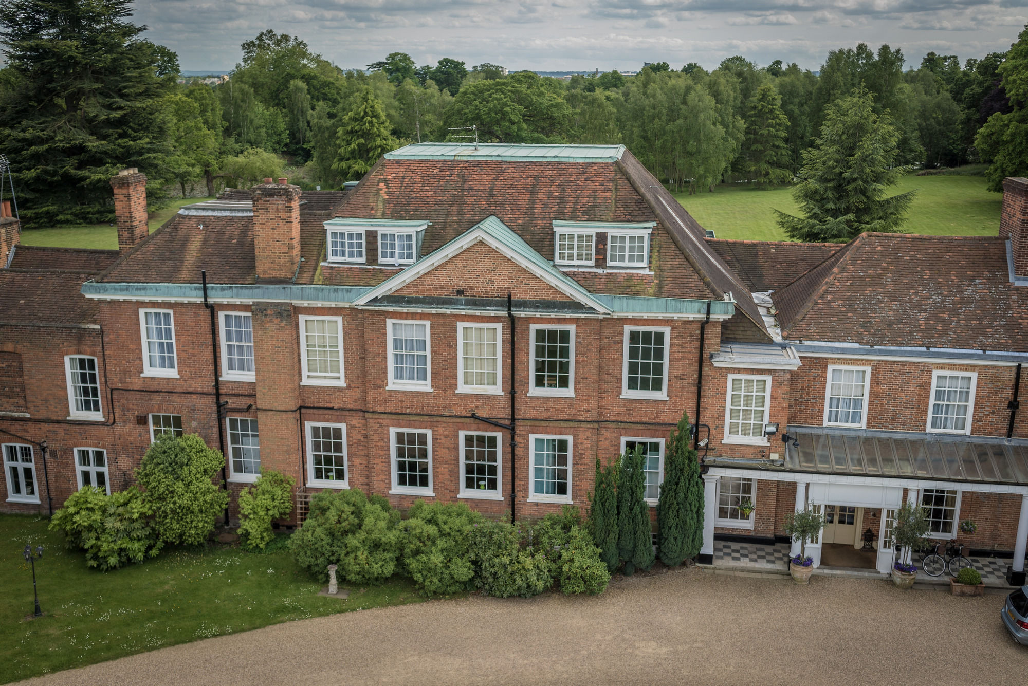 Фото Stoke Place Hotel
