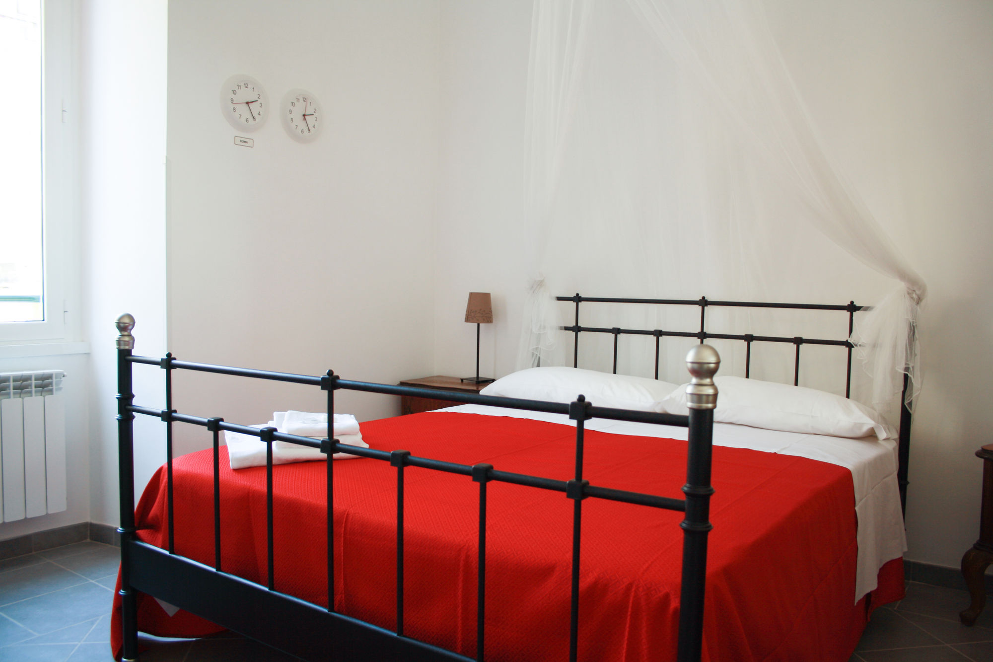 Фото Salotto Piramide B&b
