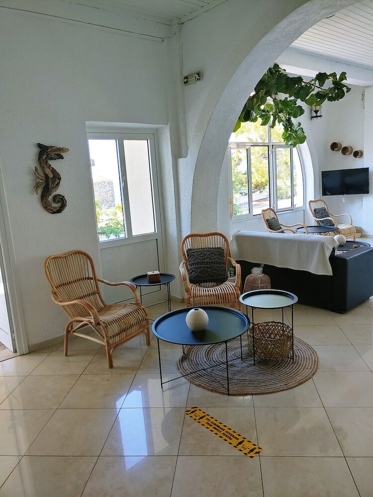 Фото Achlia Hotel