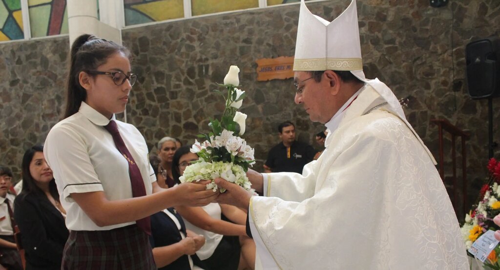 School Buen Pastor Primary College, Lima, photo