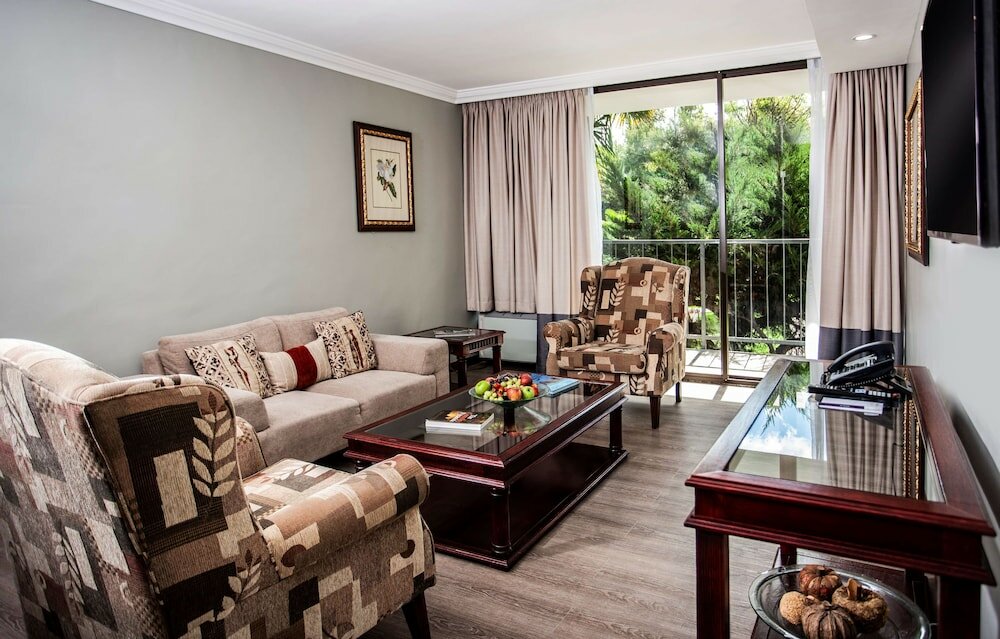 Фото Avani Maseru Hotel