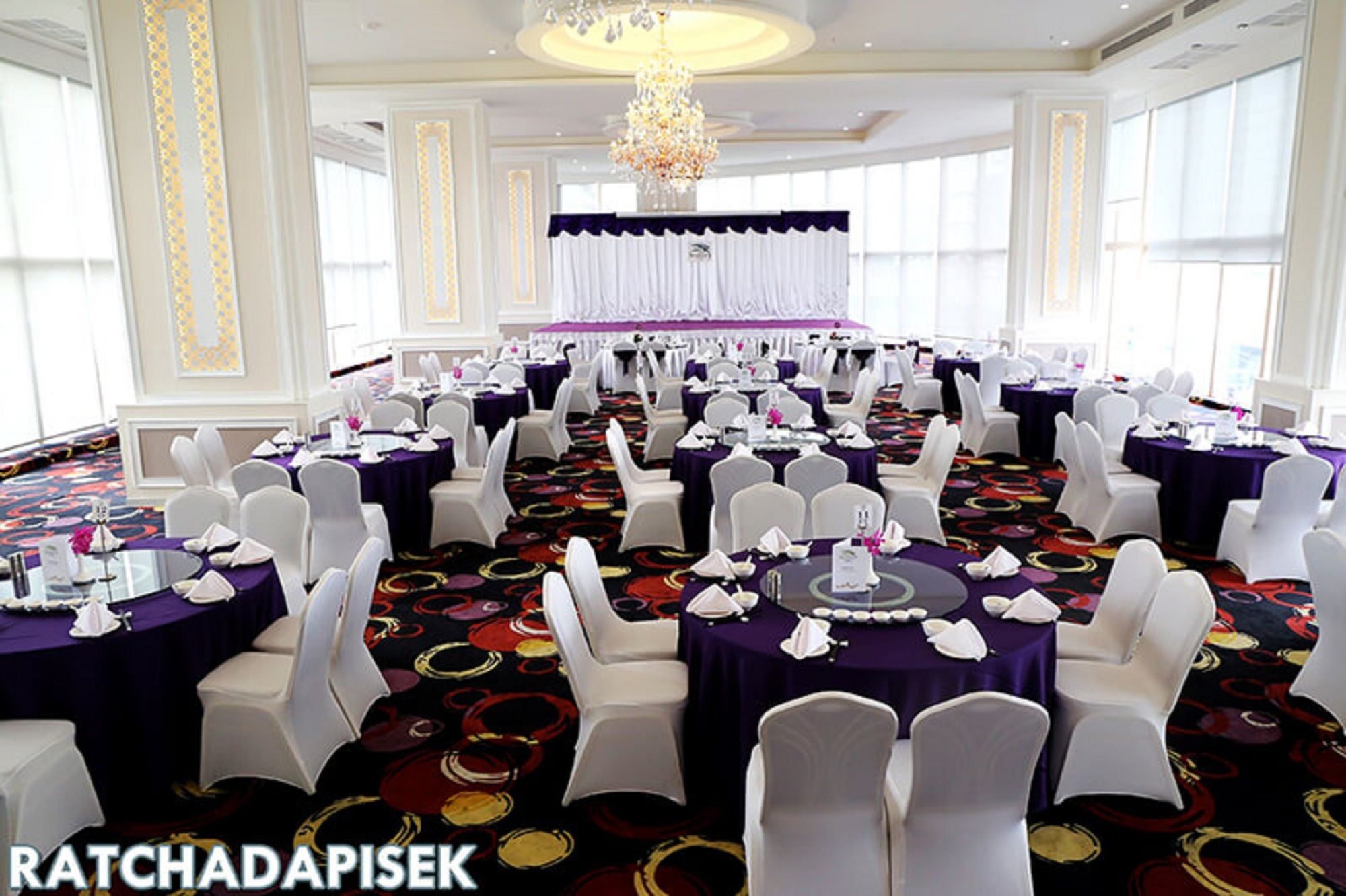 Фото The Bazaar Hotel