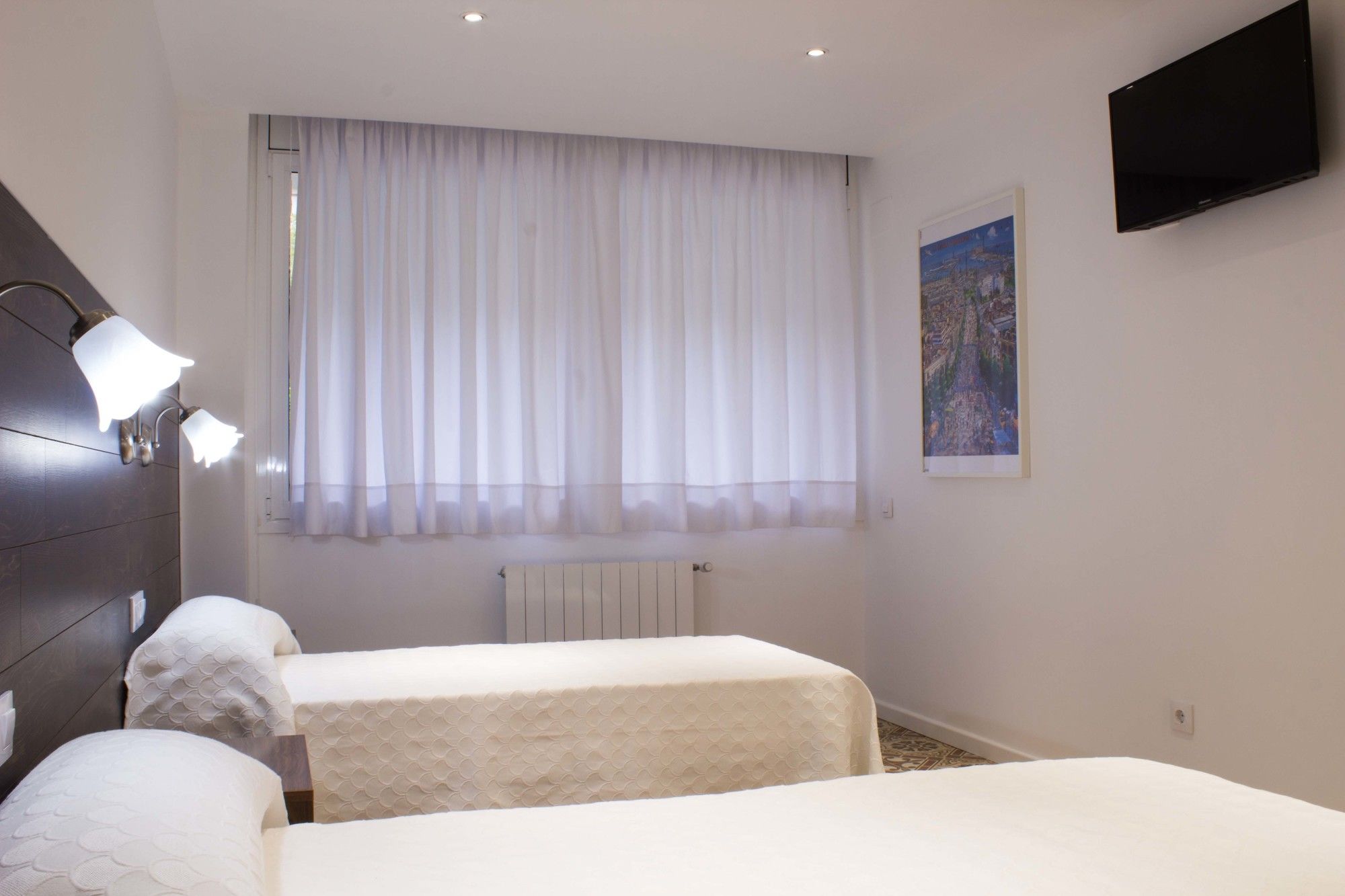 Фото Hostal Nova