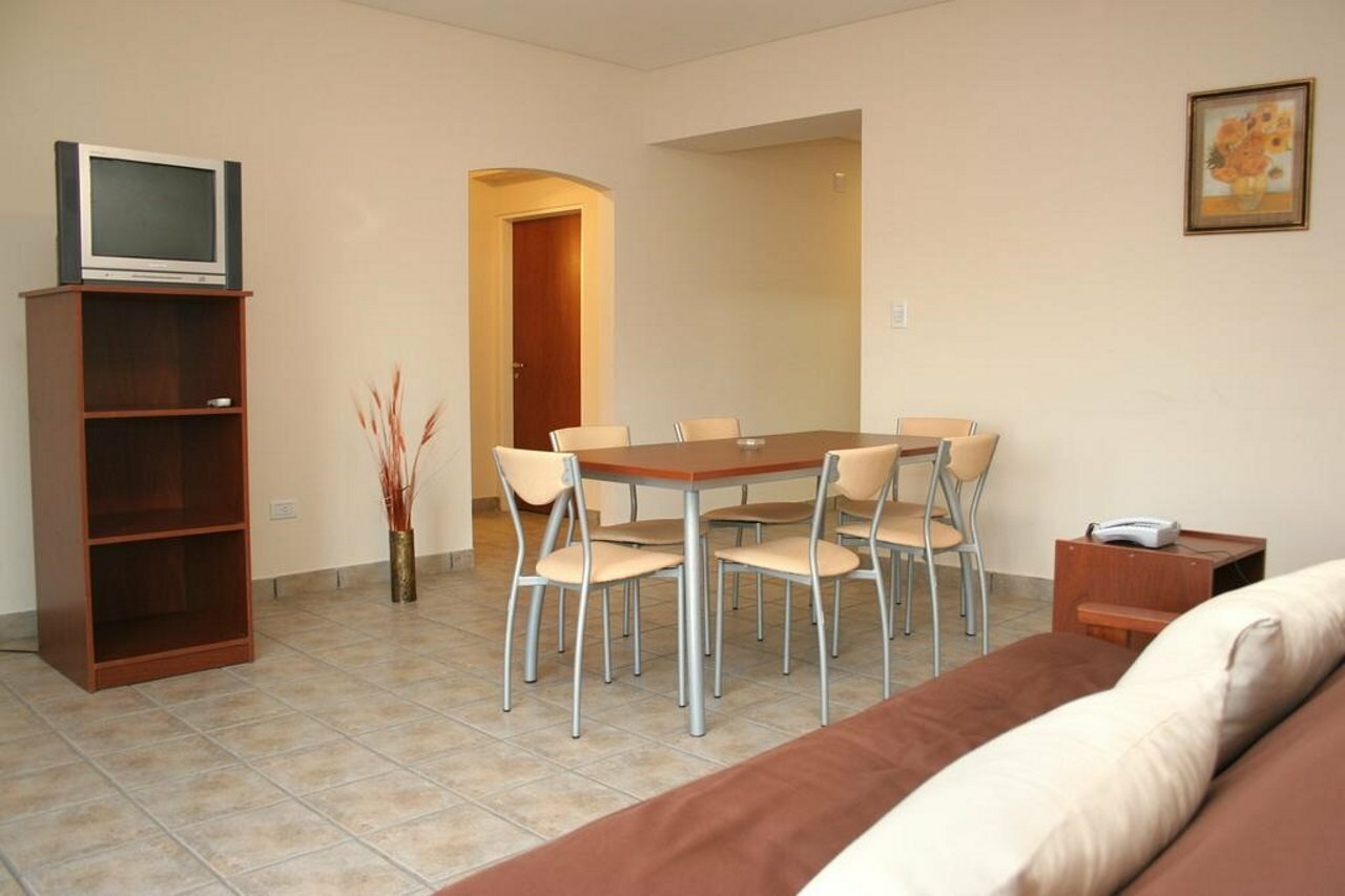 Фото Wilson Apart Hotel