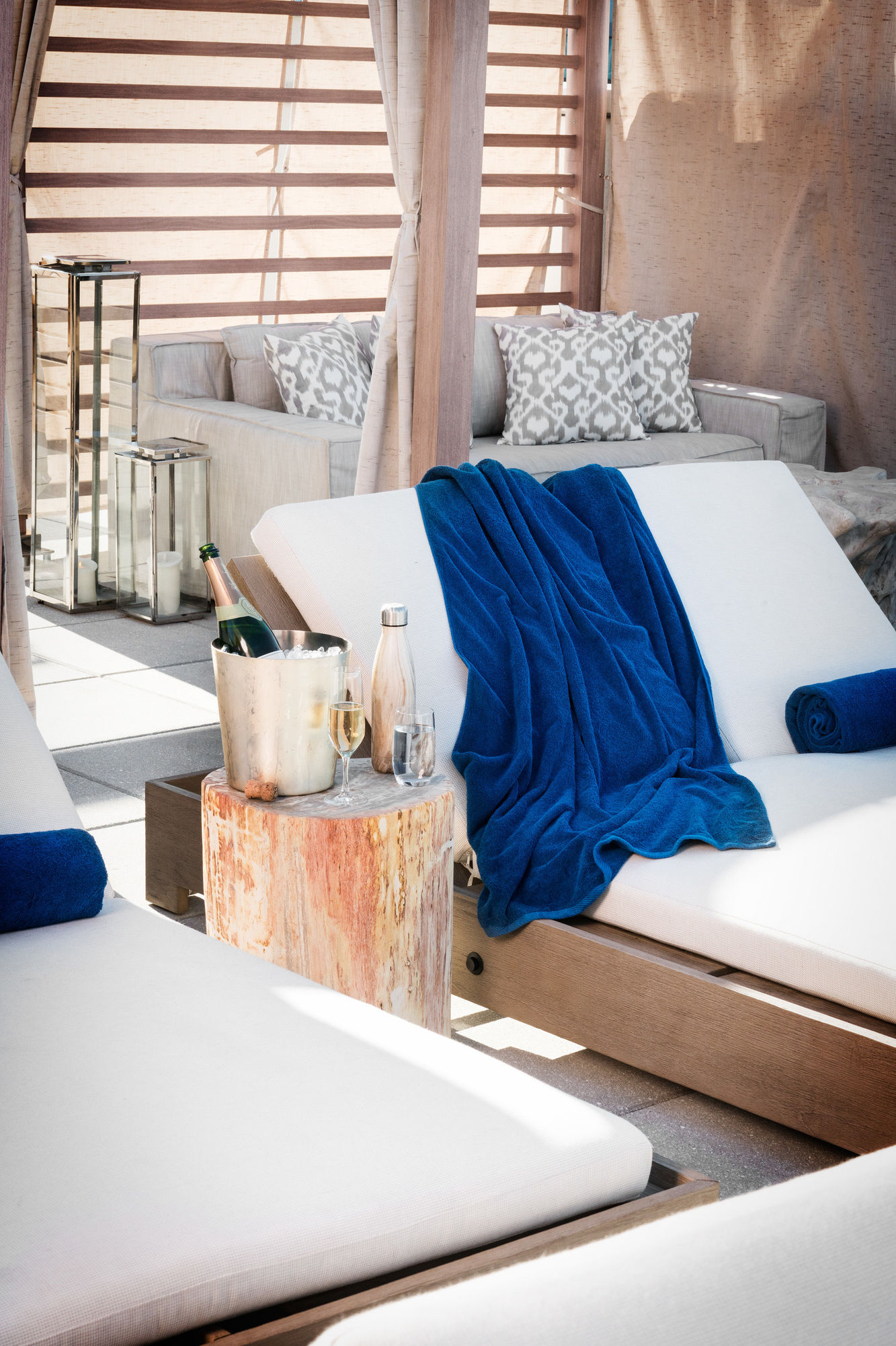 Фото Halcyon - a hotel in Cherry Creek