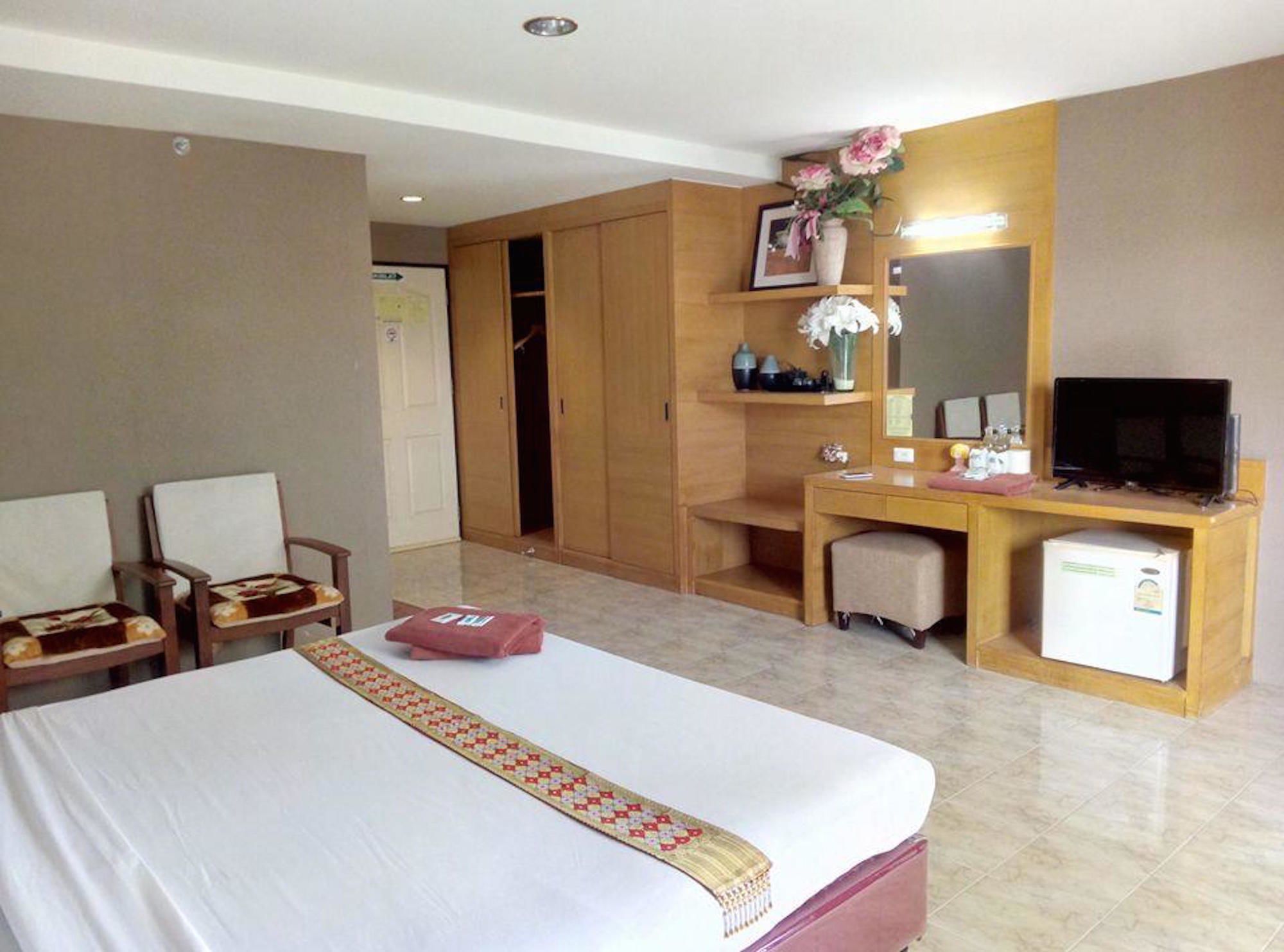 Фото Pearl Place Hotel