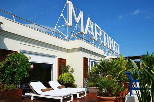 Гостиница Hotel Martinez в Каннах