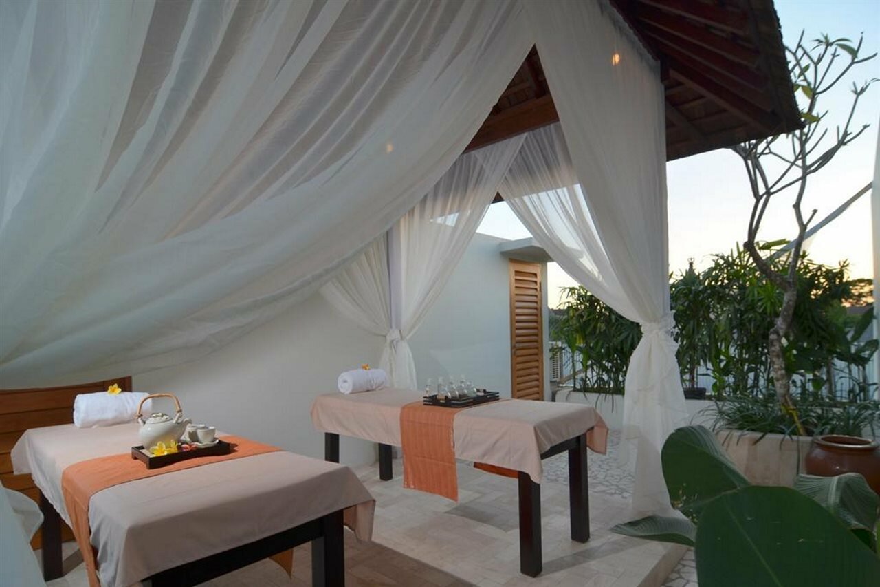 Фото Villa Kayu Raja