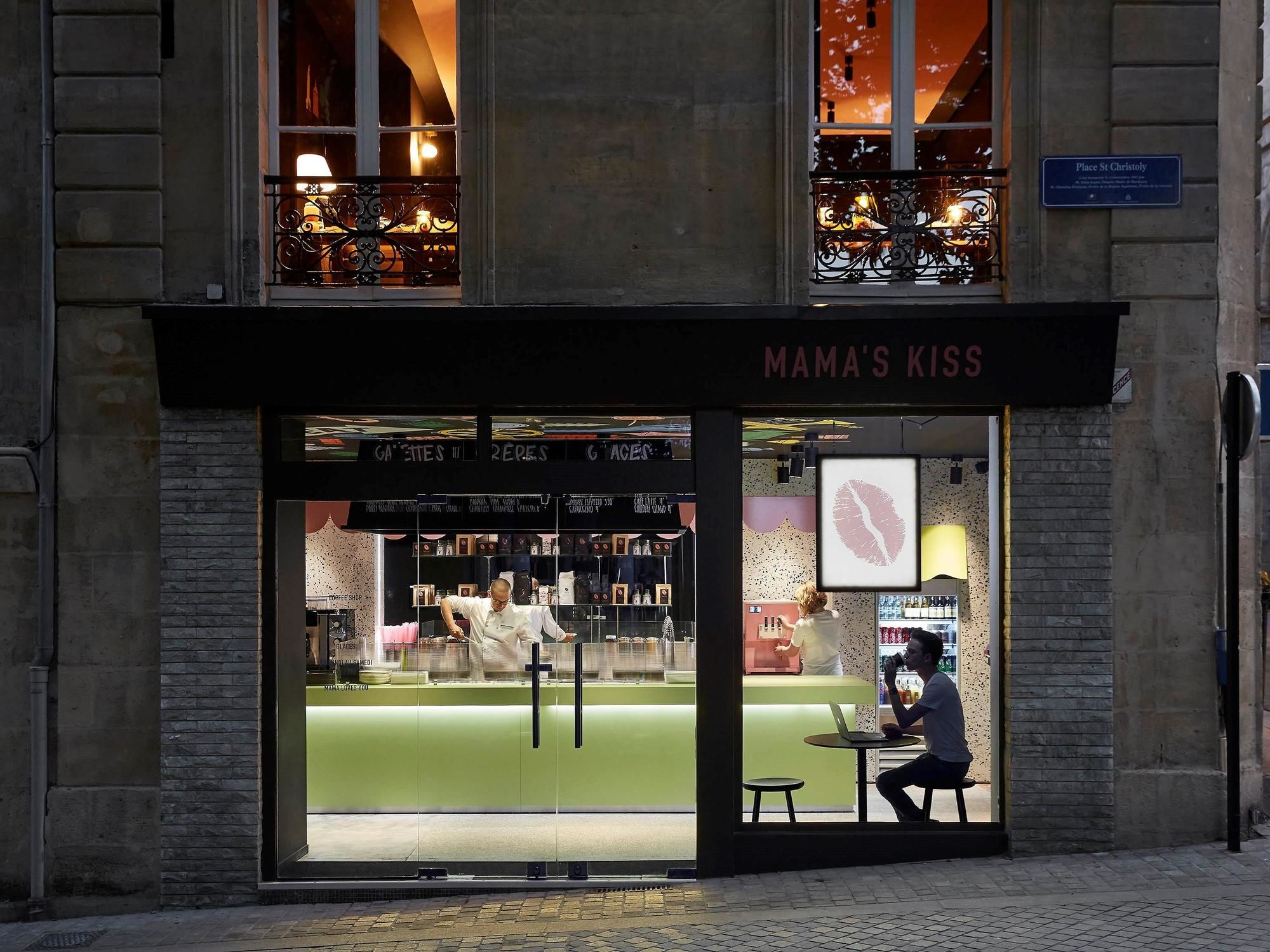 Фото Mama Shelter