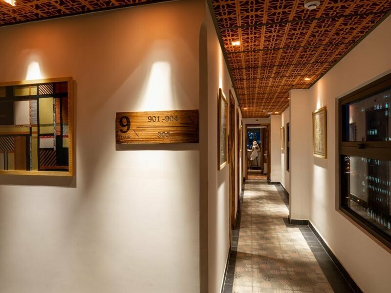 Фото Sky Gem Central Hotel