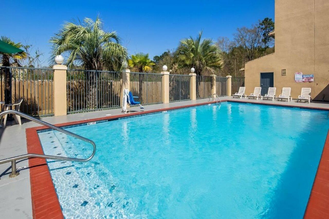 Фото SureStay Plus Hotel by Best Western Hammond