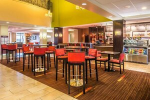 Гостиница Courtyard by Marriott Sacramento Midtown