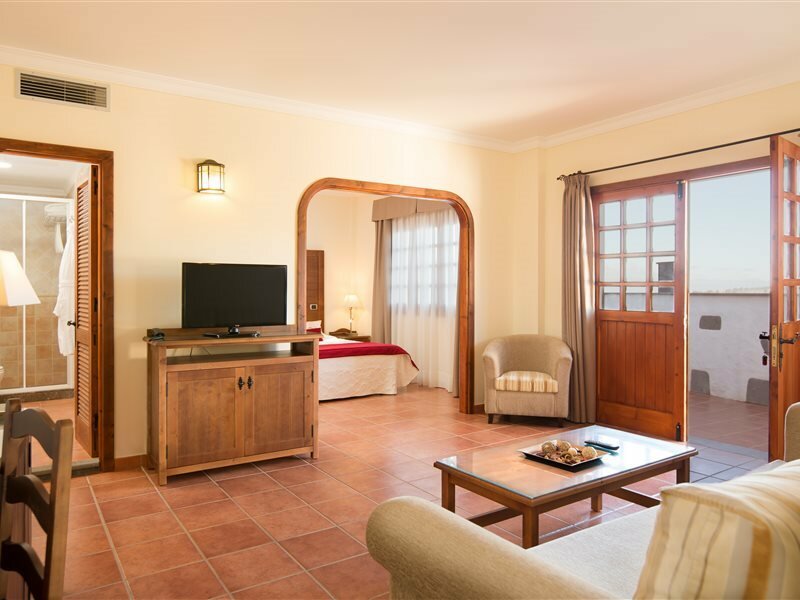 Фото Hotel Melva Suite