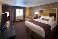 Фото Red Lion Inn & Suites Federal Way