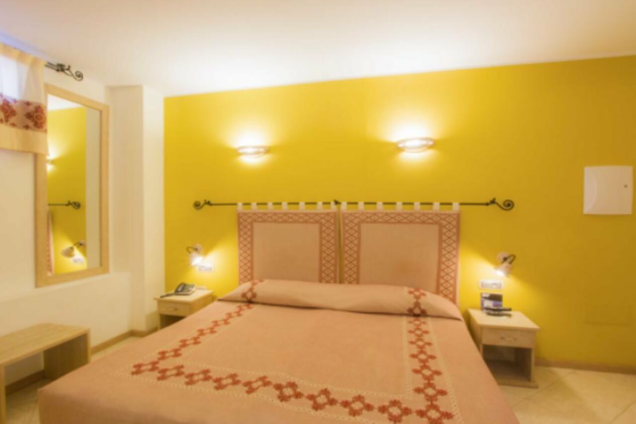 Фото Hotel Domomea