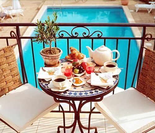 Гостиница Hotel La Bastide De Valbonne в Вальбонне