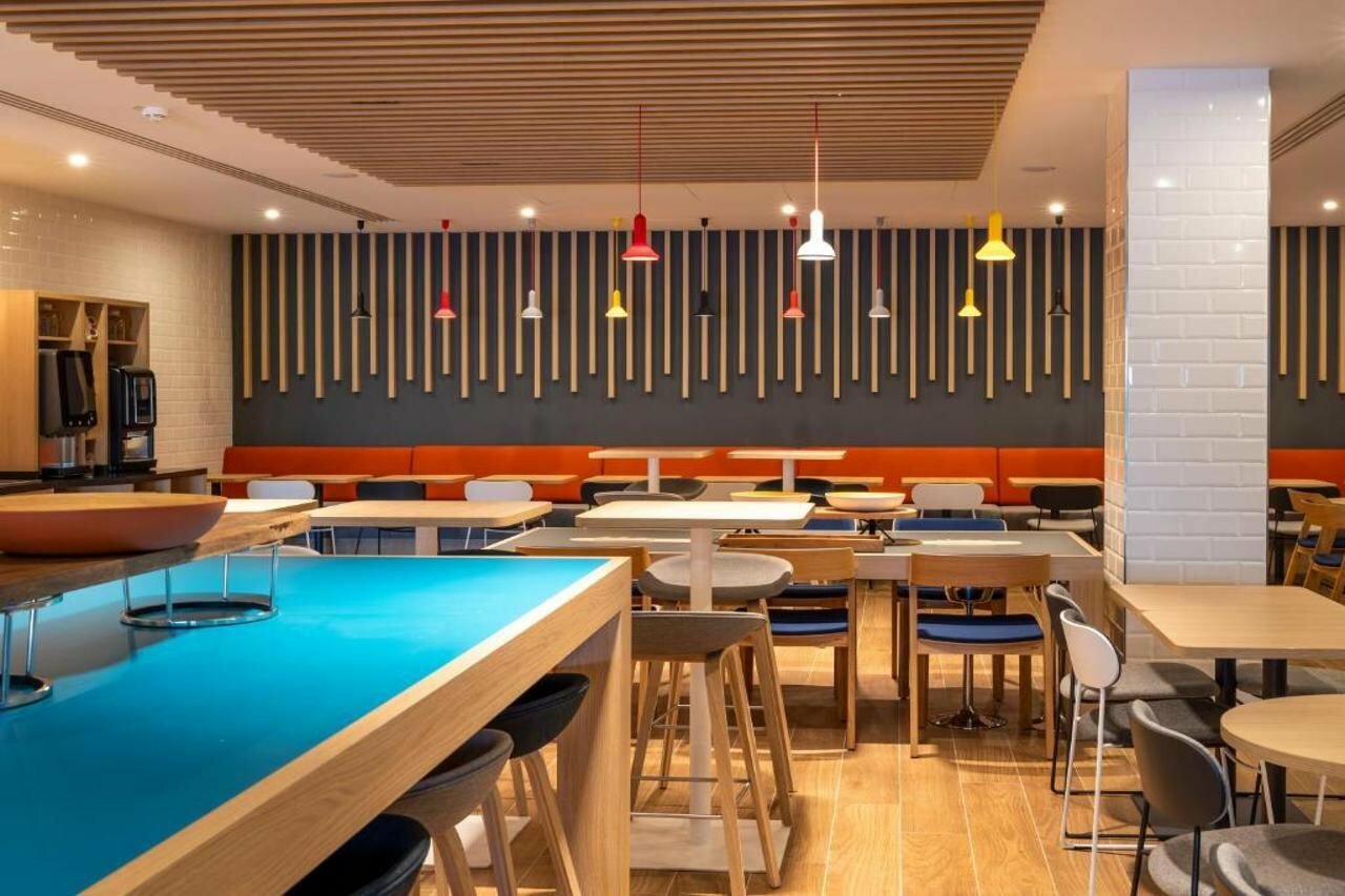 Фото Holiday Inn Express Nice - Grand Arenas, an Ihg Hotel