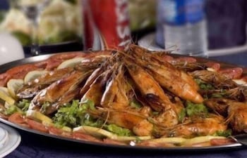 Фото Al Muntazah Plaza Hotel