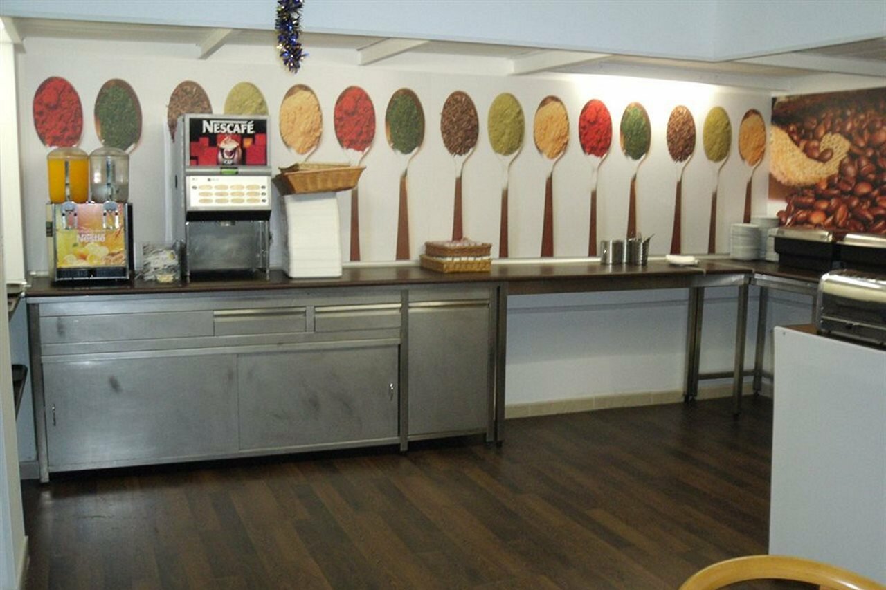 Фото Residencial Jardim da Amadora