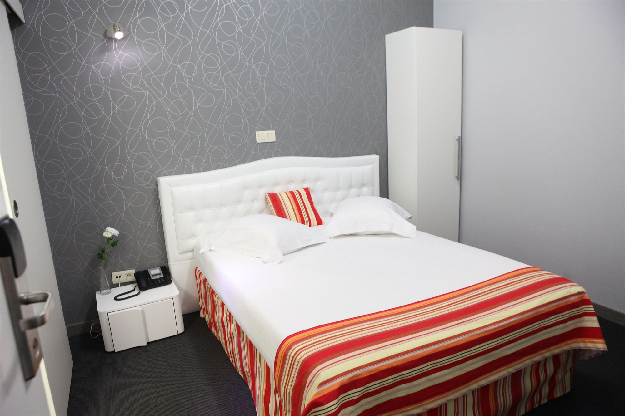 Фото Hotel de France