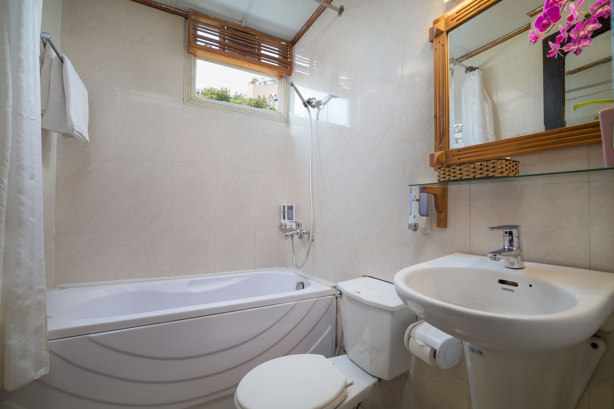 Фото Hanoi Royal Palace Hotel 2