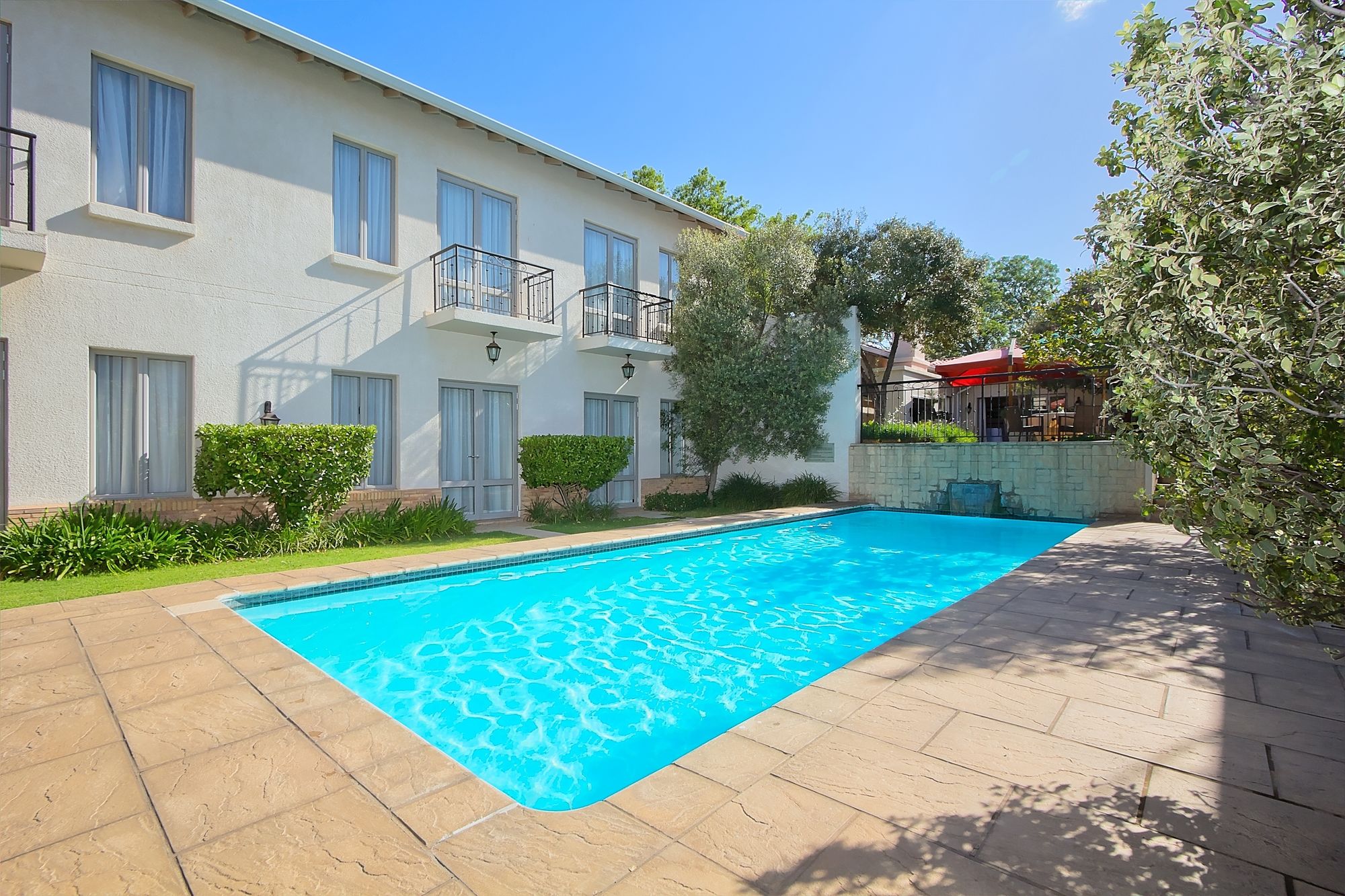 Фото The Syrene Boutique Hotel