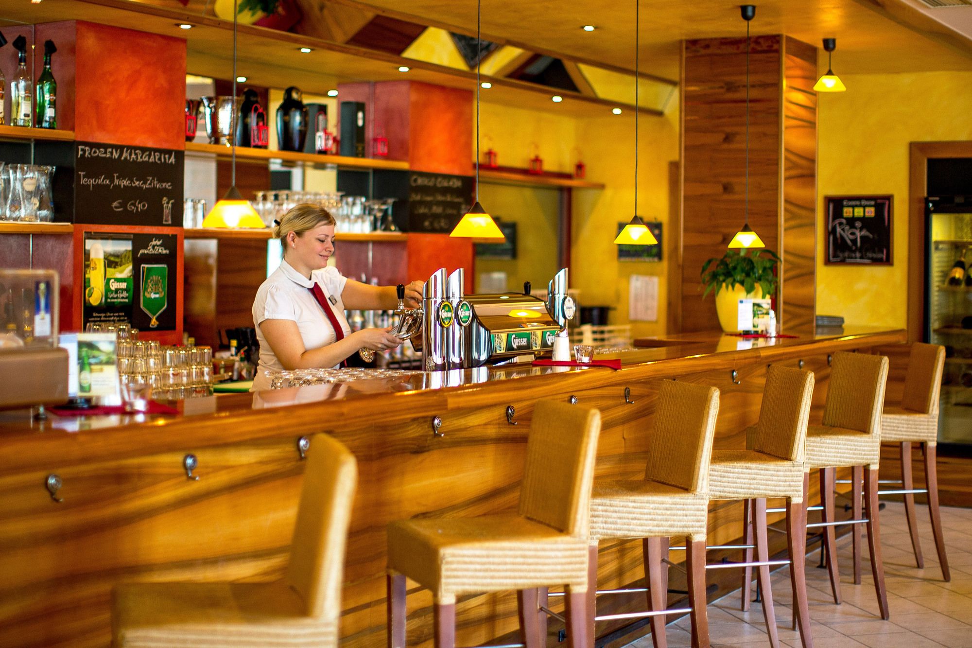 Фото Novapark Flugzeughotel Graz