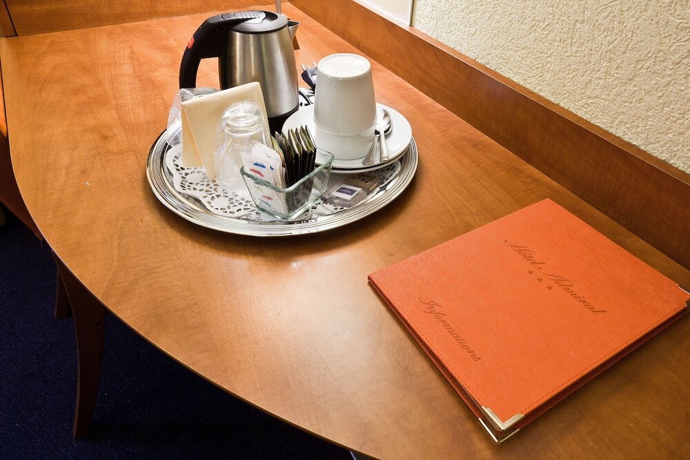 Фото Admiral Hotel