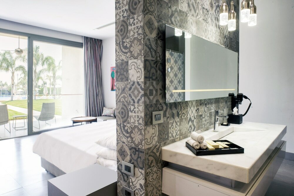 Фото Dusit Thani Lake View Cairo