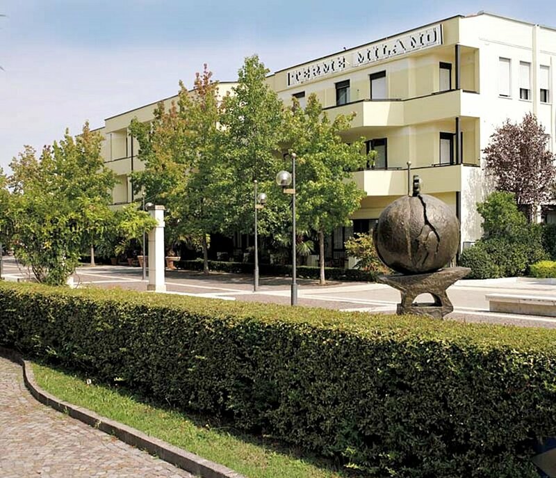 Гостиница Hotel Terme Milano в Абано-Терме
