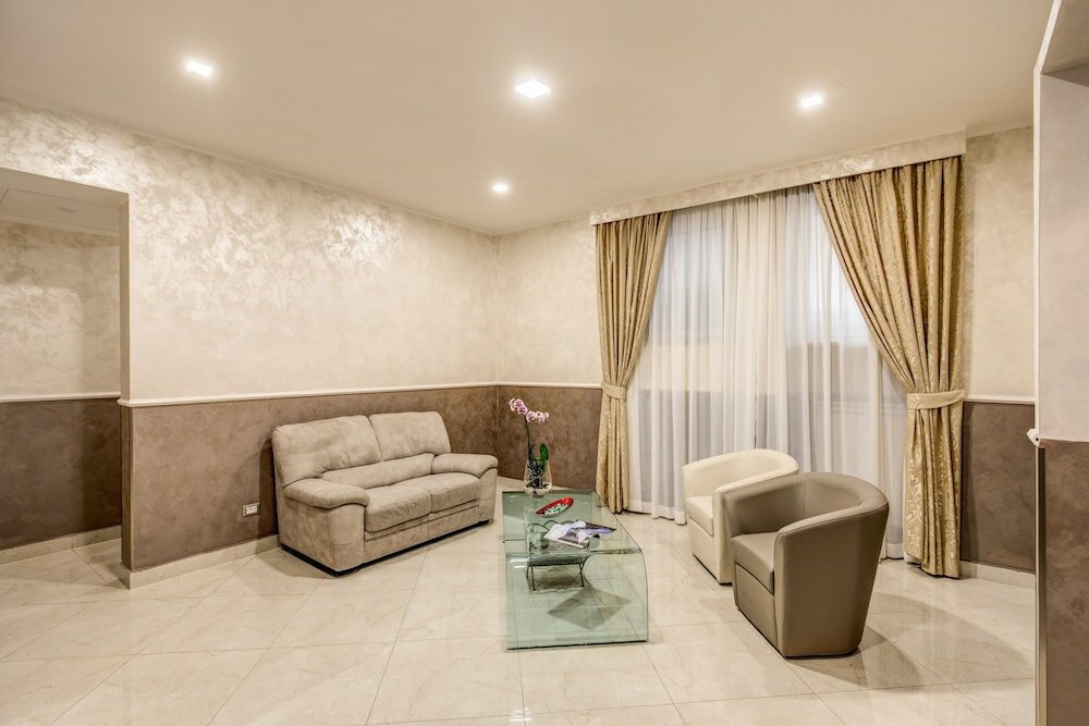 Фото Hotel Centro Cavour Roma