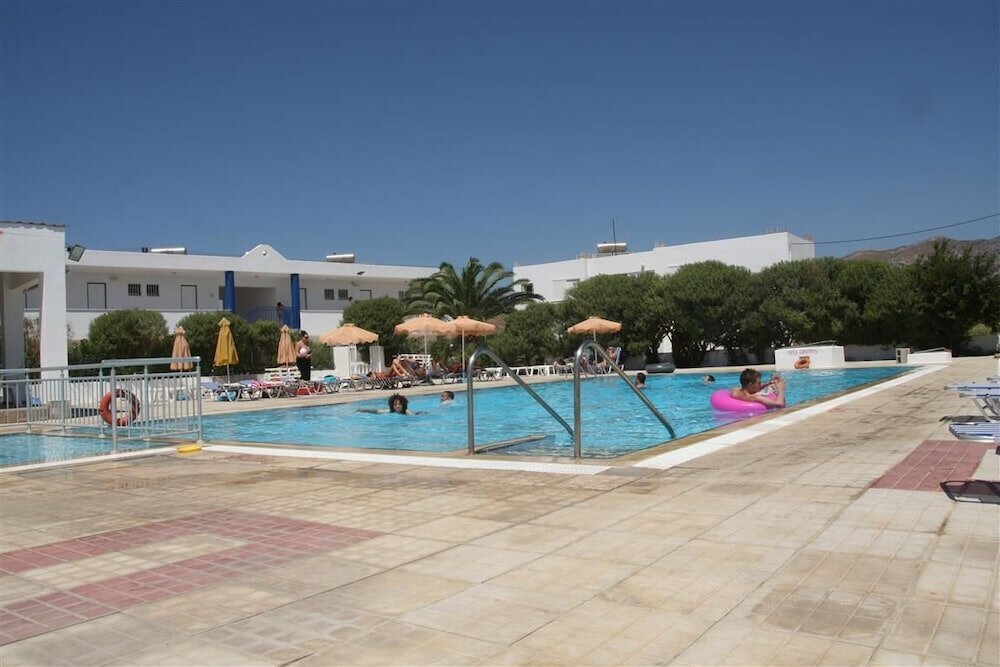 Фото Nikos 2 Studios & Apartments