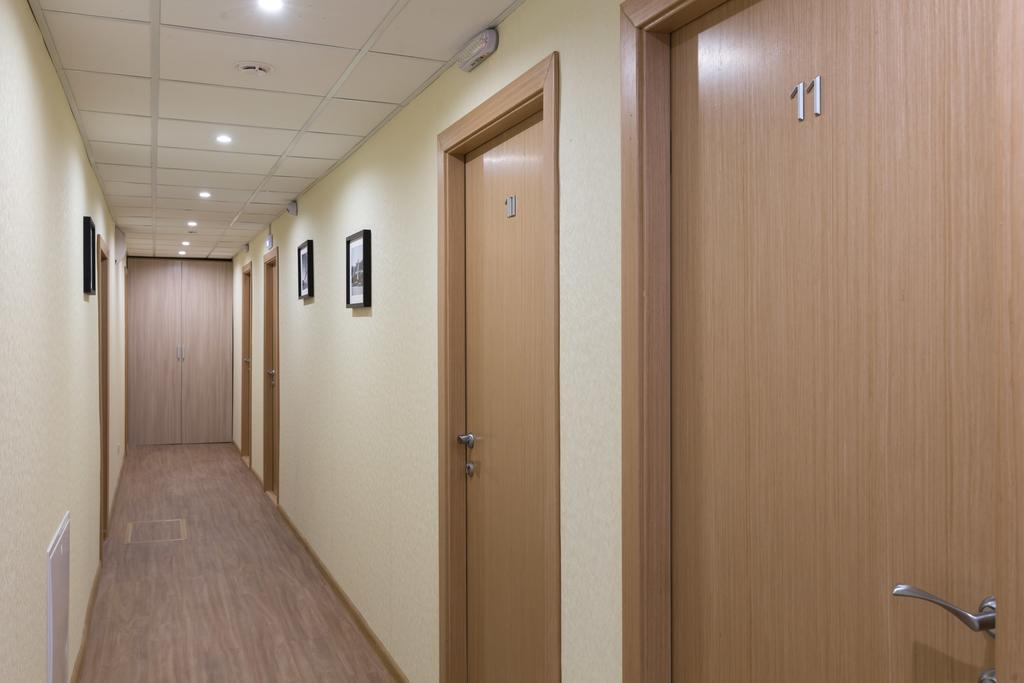 Фото Академик