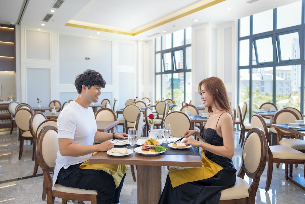 Фото Avari Hotel