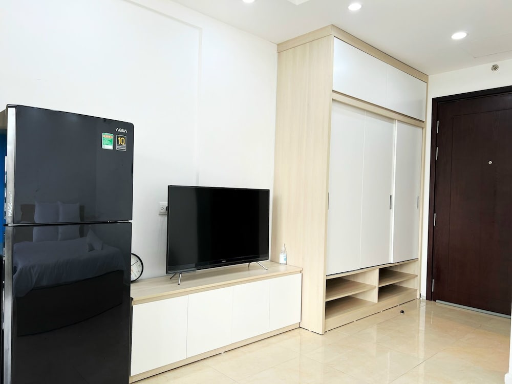 Фото Hagi Apt - Vinhomes D'Capitale in Ha Noi