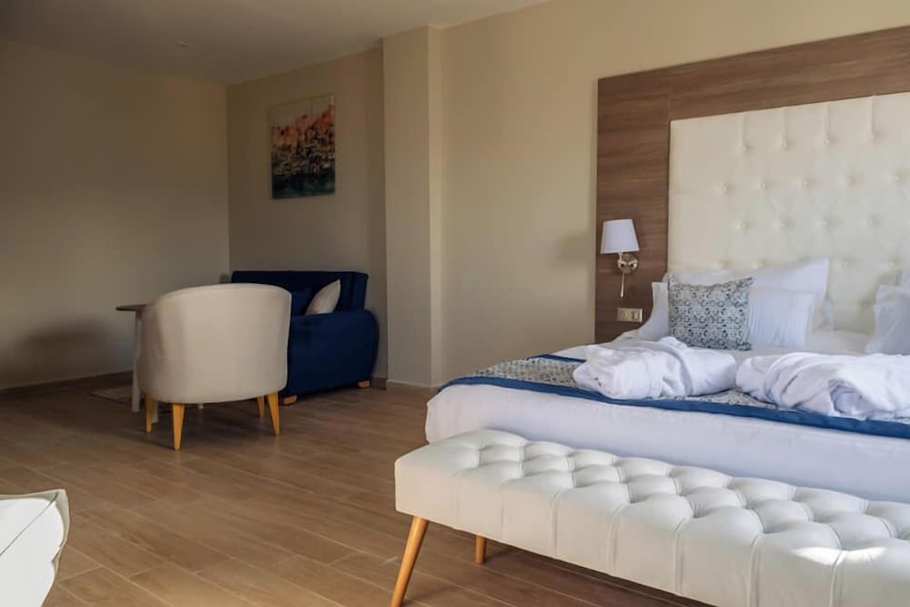 Фото Les Deux B Salsabil