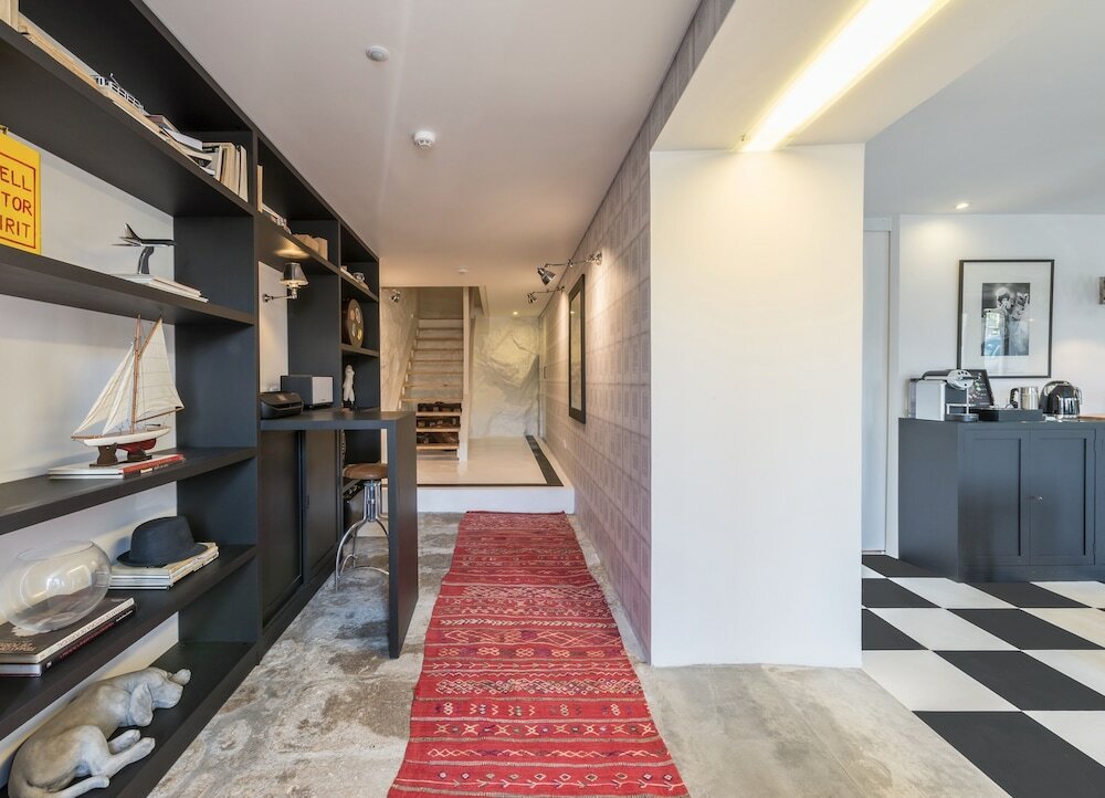 Фото Miragaia Riverside Suites