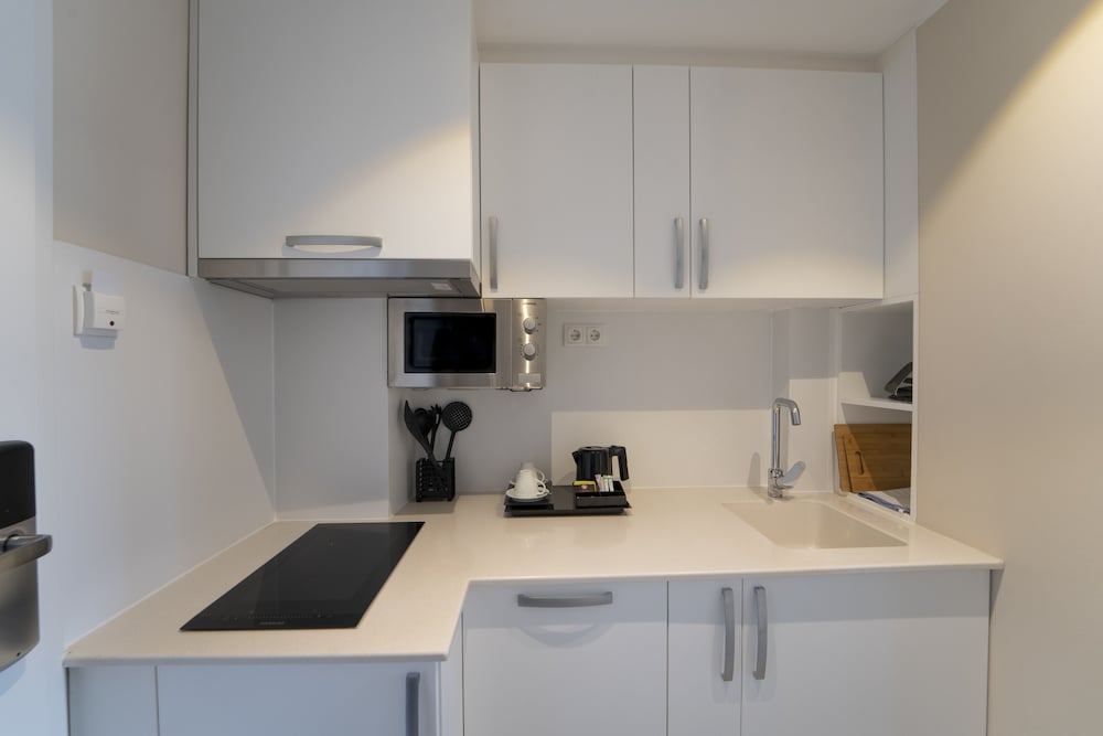 Фото Pakat Suites Hotel