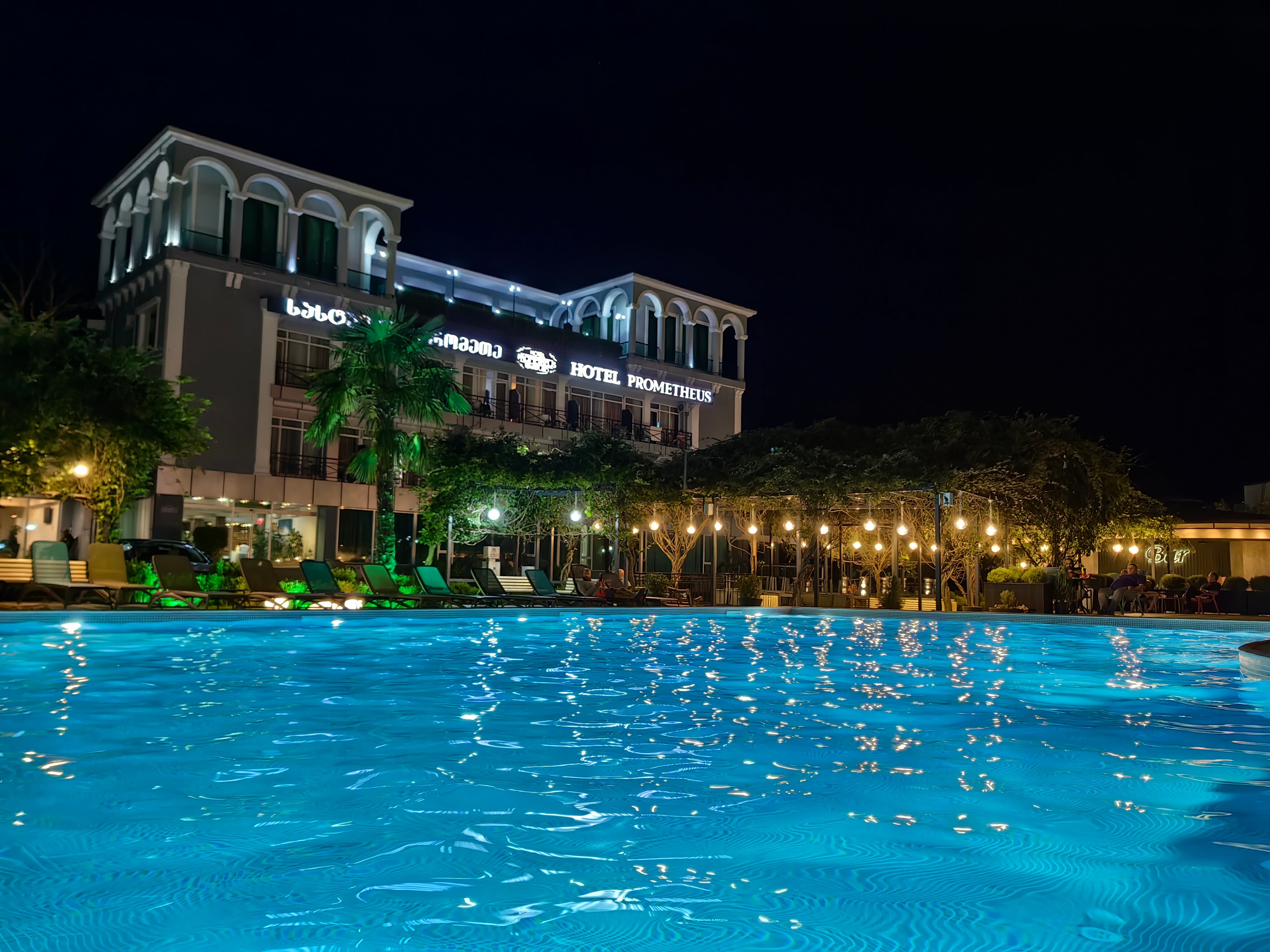 Фото отеля 1