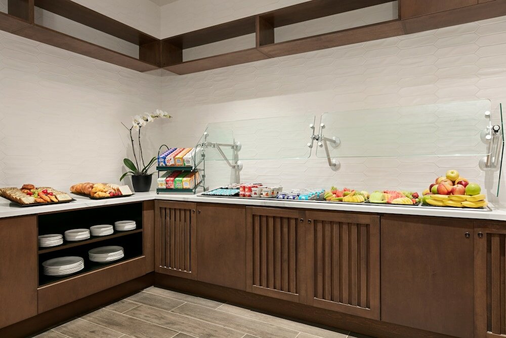 Фото Crowne Plaza Philadelphia - Valley Forge, an Ihg Hotel