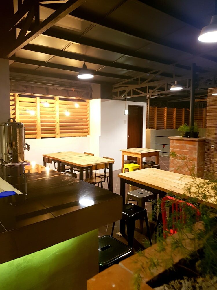 Фото Aliria Bed and Breakfast