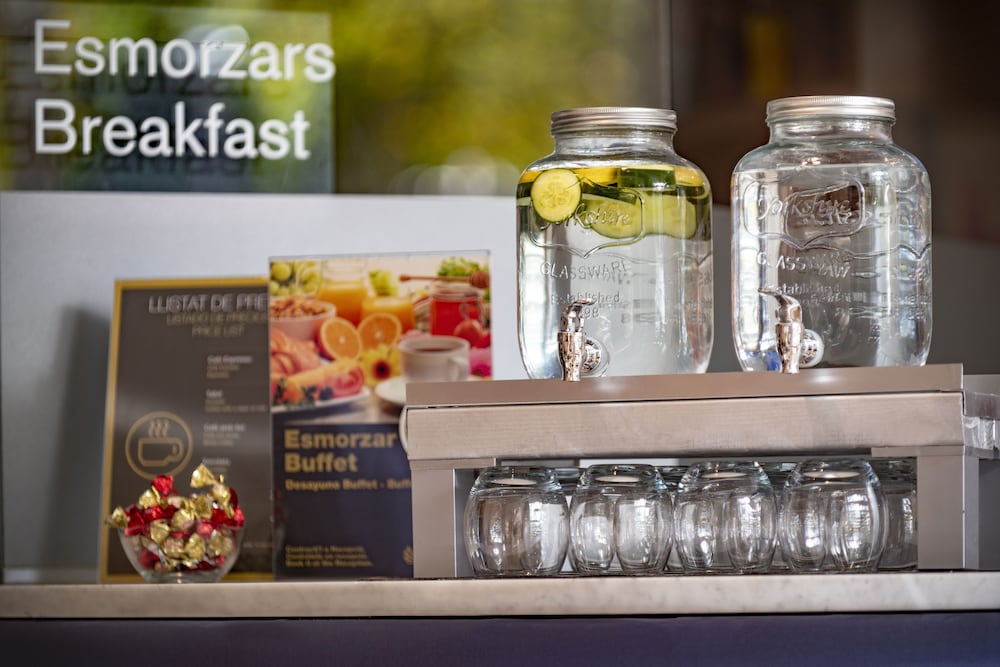 Фото Hotel SERHS Del Port