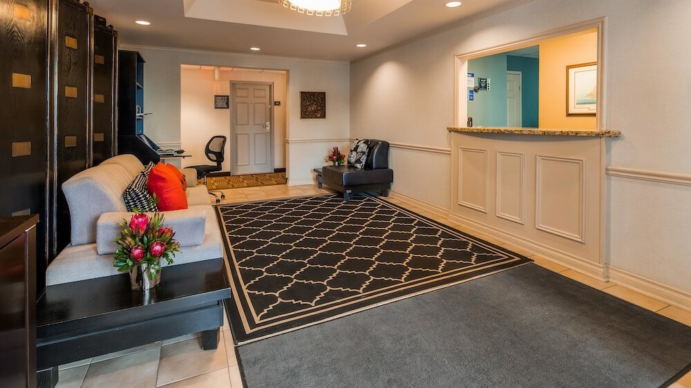 Фото Best Western Colonel Butler Inn