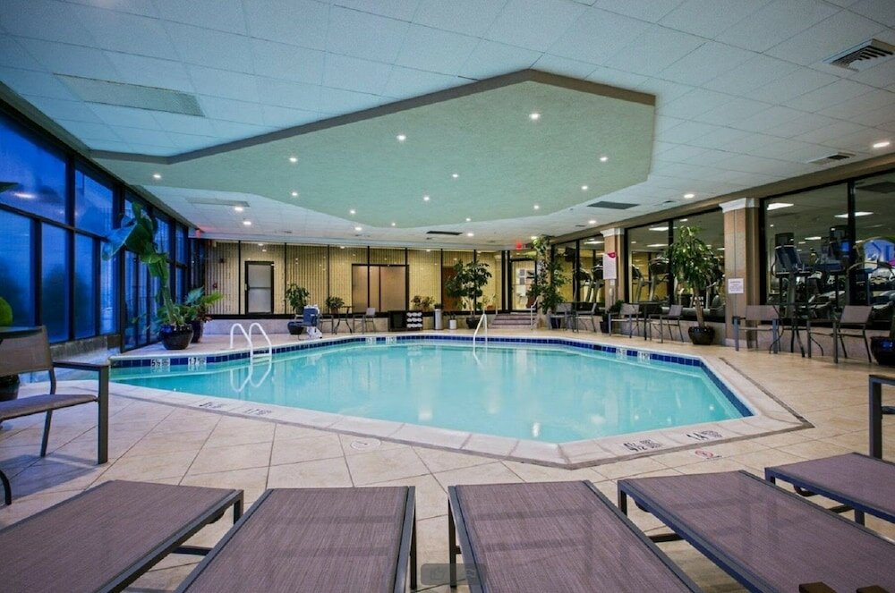 Фото Crowne Plaza Newark Airport, an Ihg Hotel