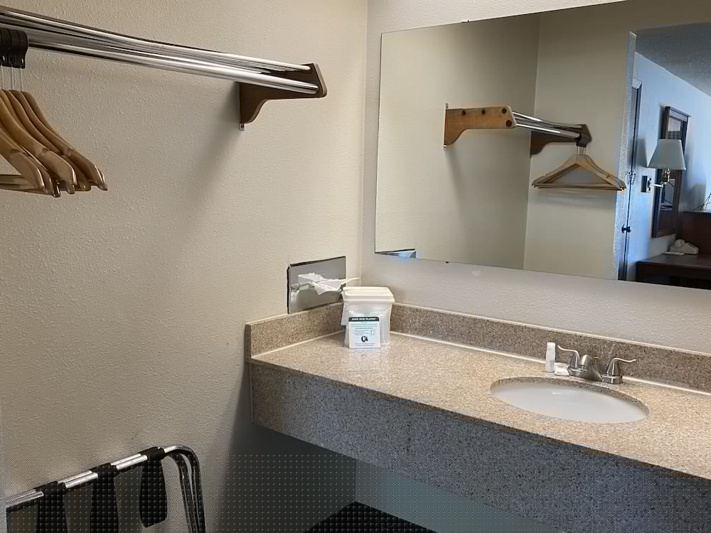 Фото National 9 Price