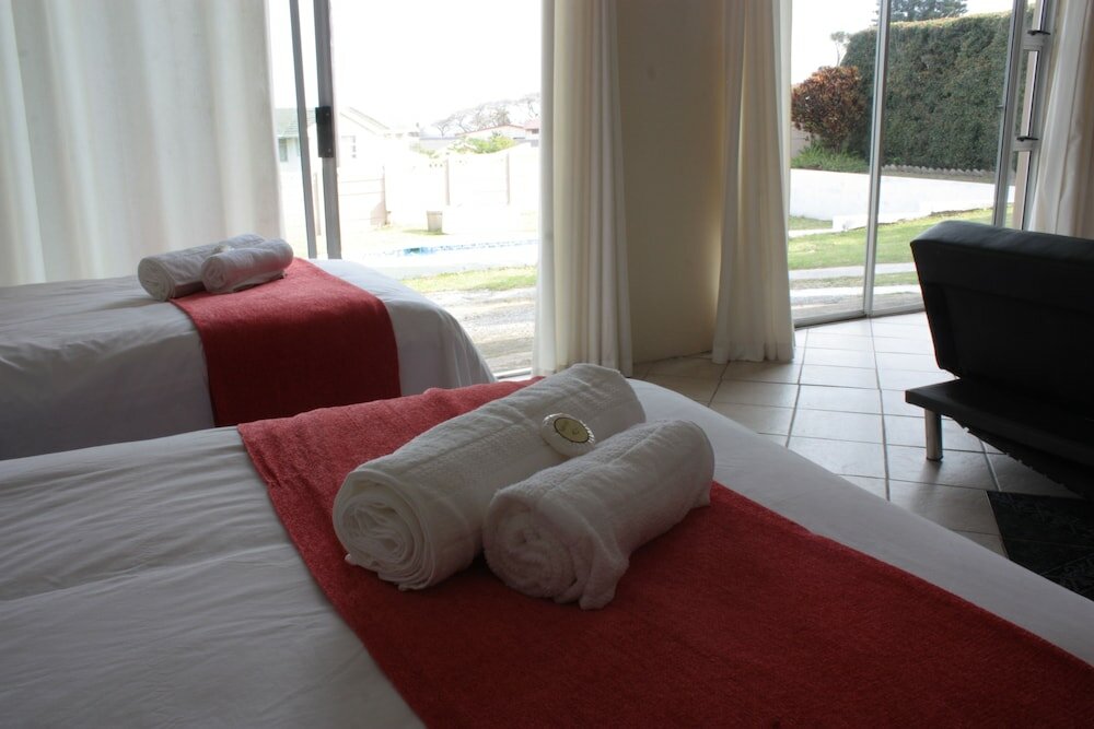 Фото Sunnyridge Lodge