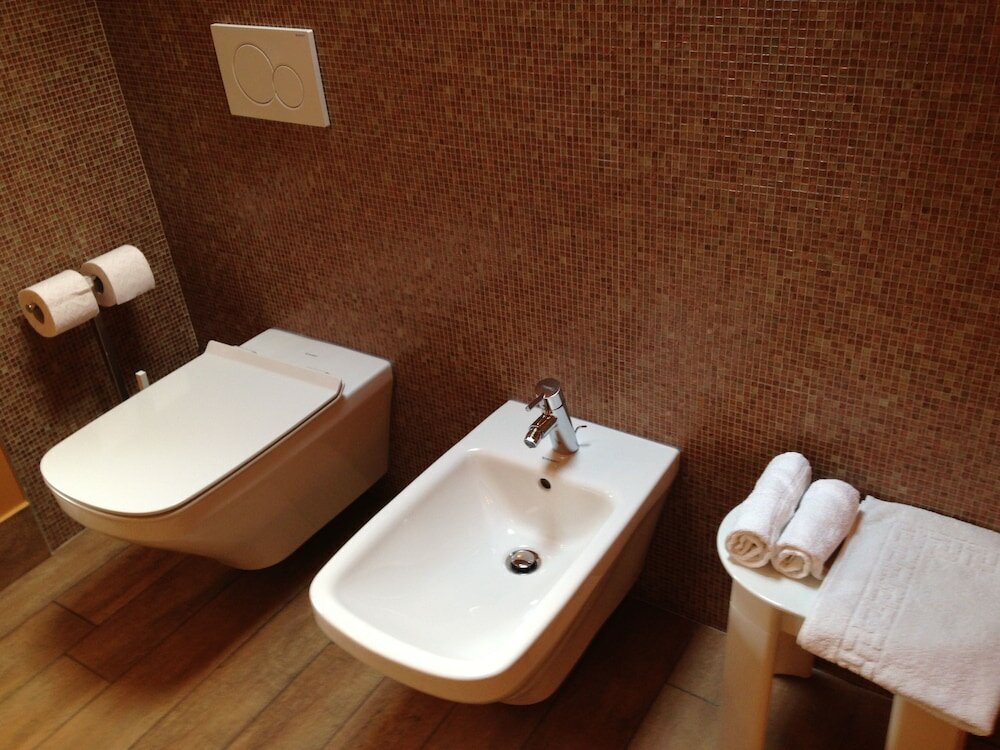 Фото Don Abbondio