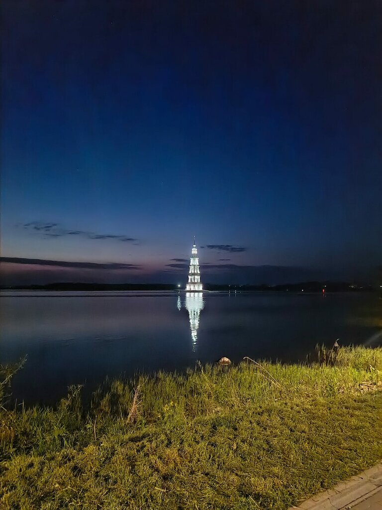 Магазин продуктов Светофор, Калязин, фото