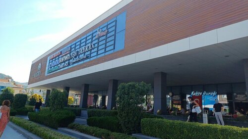 Selena Gumus Fotoğraf 1