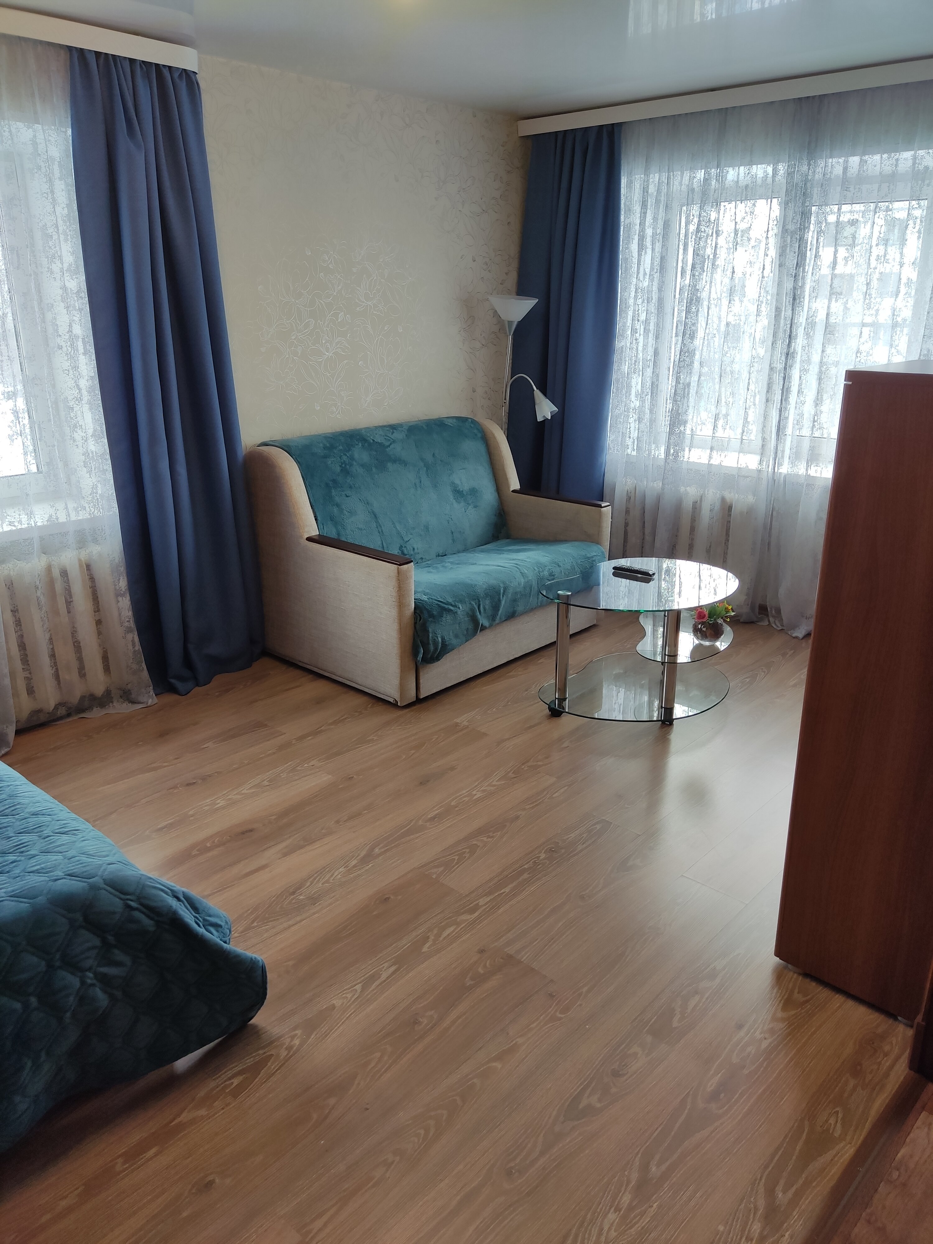 Фото Апартаменты на Трудовых резервов, 13